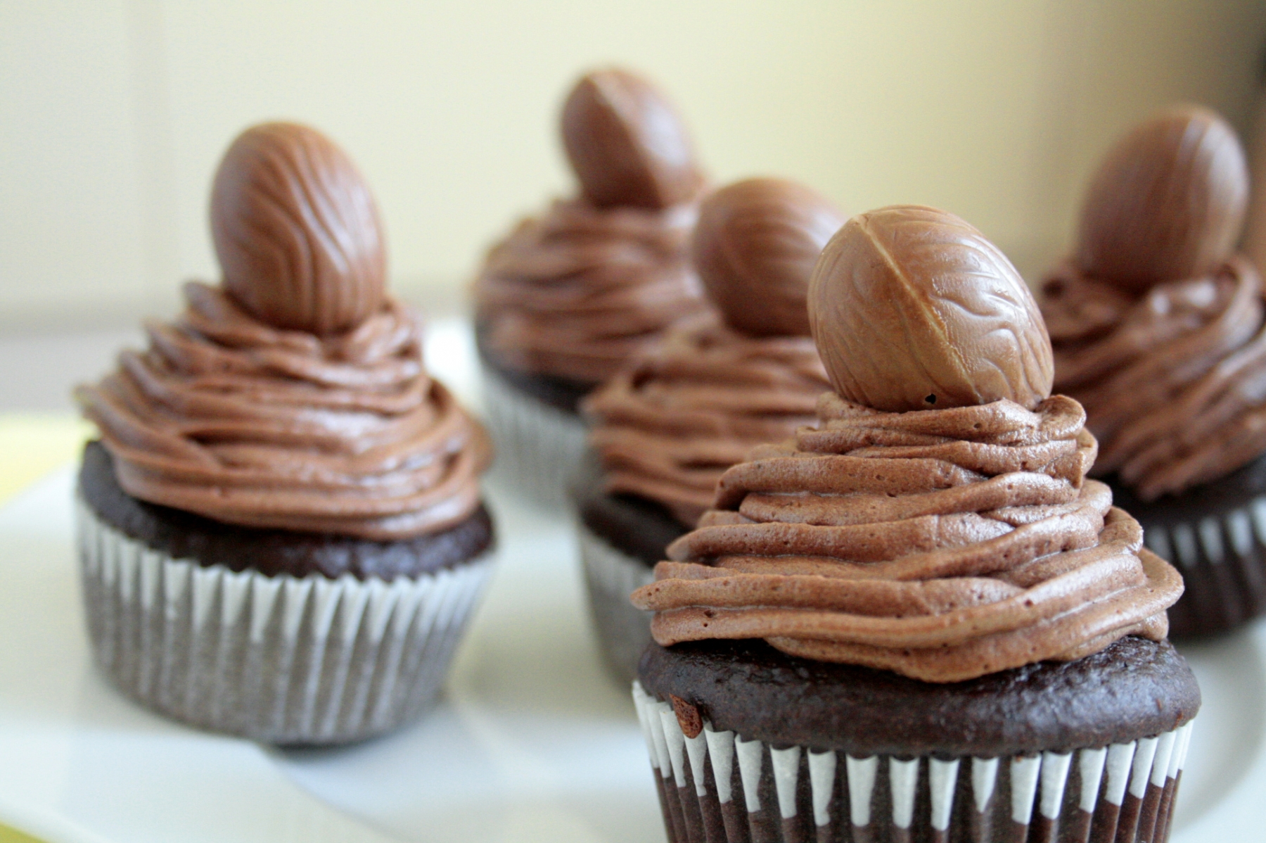 MG_5802-Easter-Chocolate-Cupcakes